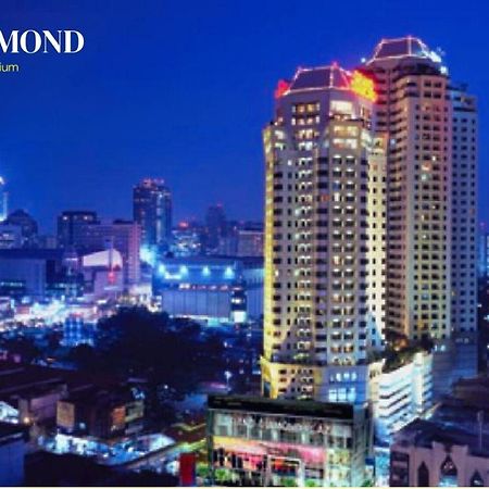 Grand Diamond Condo Suites Bangkok Exterior foto