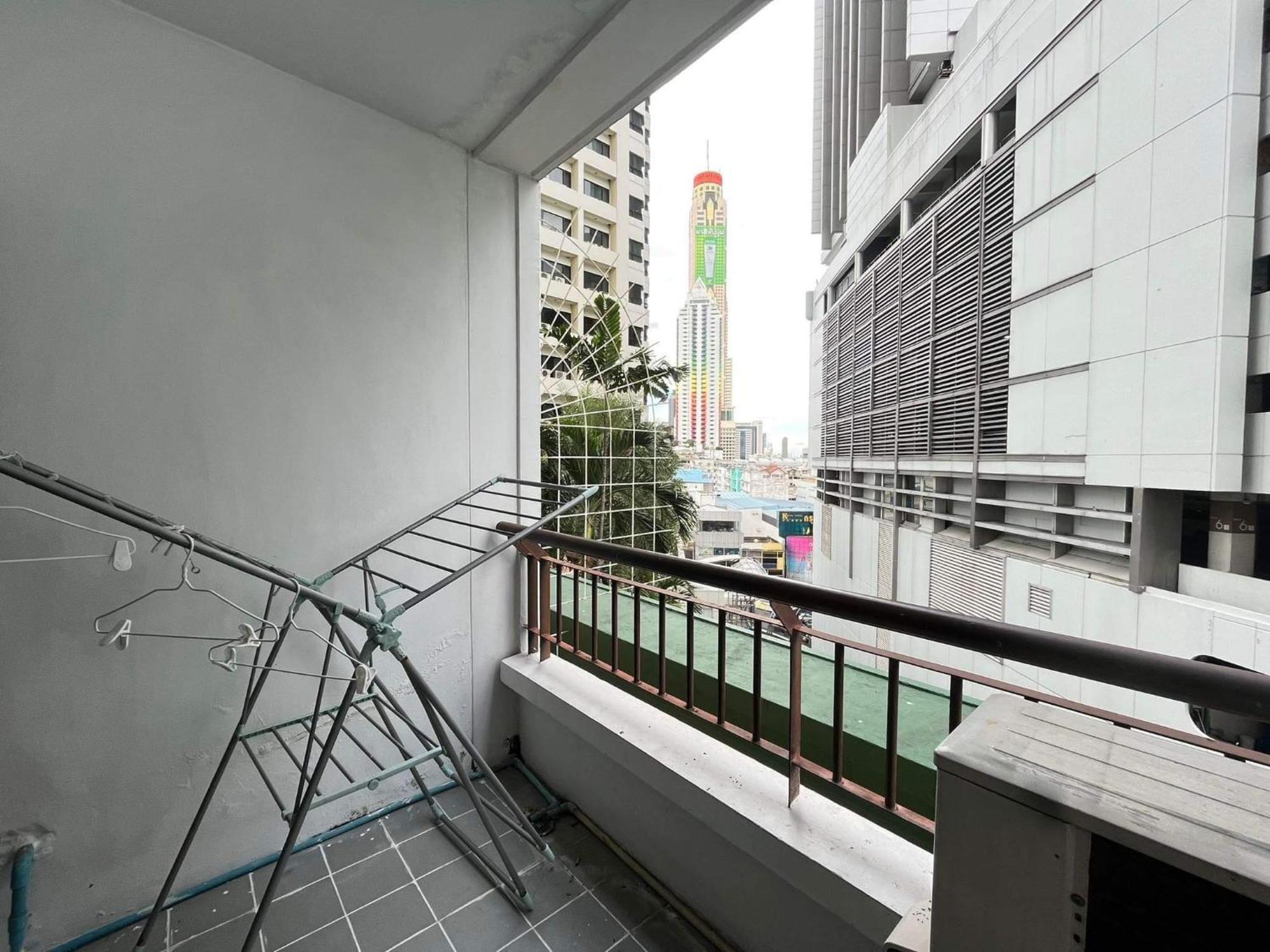 Grand Diamond Condo Suites Bangkok Exterior foto